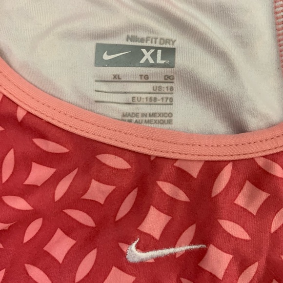 Girls XL workout Dri fit top - Picture 2 of 2